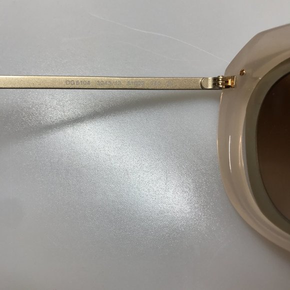 Brand New Authentic Dolce & Gabbana Stylish *Frame on Frame* Sunglasses - Picture 5 of 9